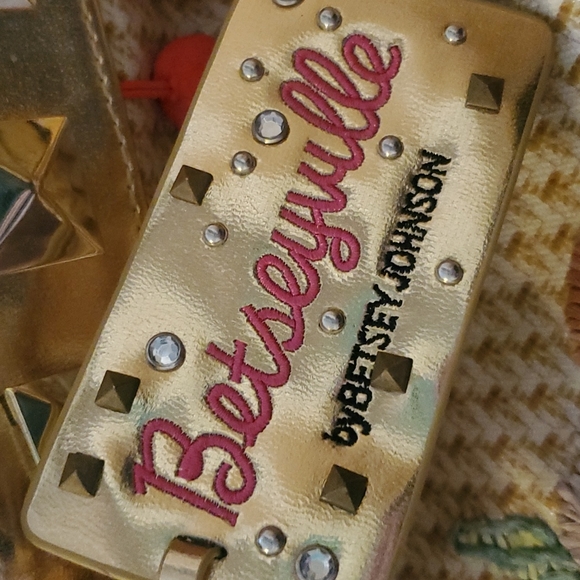 Beltsville Purse with pompoms - Picture 6 of 6